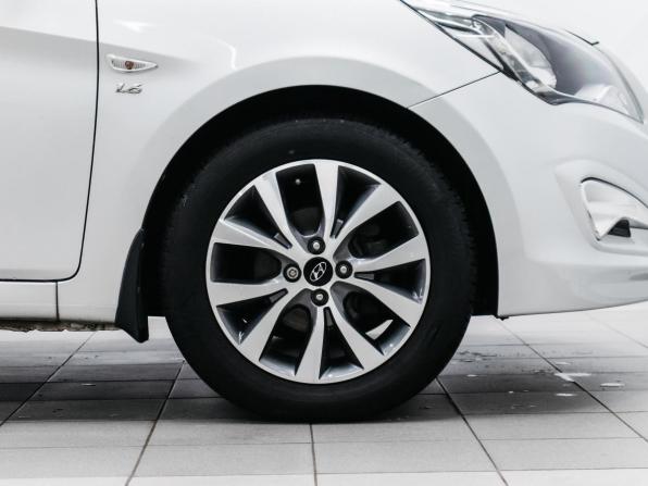 Hyundai Solaris I Рестайлинг с пробегом 2015 года, цена 1 450 000 рублей, 90745 км, седан, Автокод Объявления