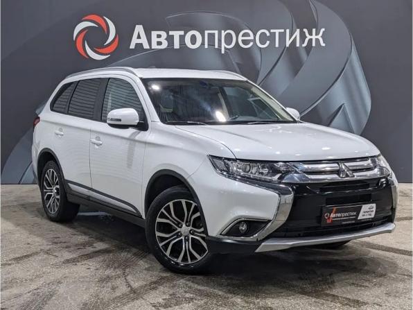 Mitsubishi Outlander III Рестайлинг 2 с пробегом 2015 года, цена 1 665 000 рублей, 169262 км, внедорожник, Автокод Объявления