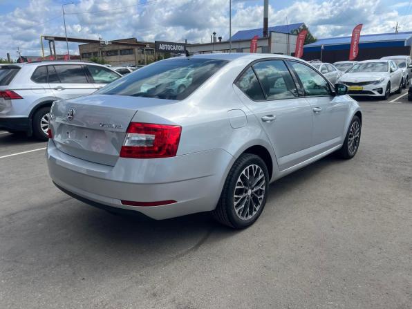 Skoda Octavia III (A7) Рестайлинг с пробегом 2017 года, цена 1 750 000 рублей, 130950 км, лифтбек, Автокод Объявления
