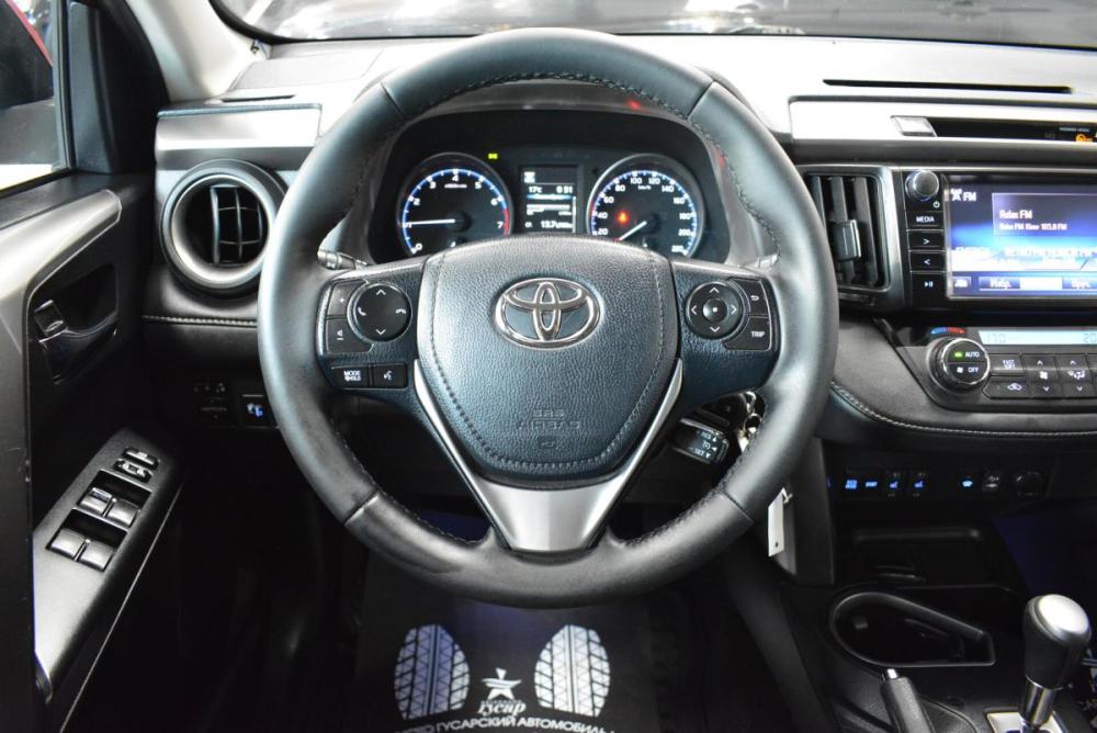 Toyota RAV4 IV (XA40) Рестайлинг Киров  - изображение 12