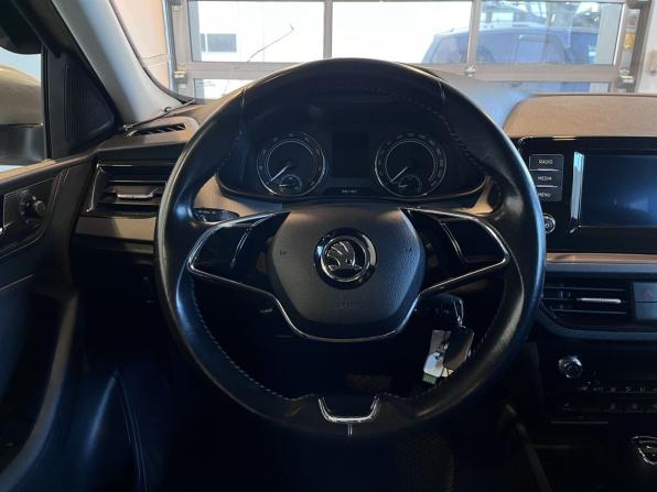 Skoda Rapid II с пробегом 2021 года, цена 1 380 000 рублей, 95836 км, лифтбек, Автокод Объявления
