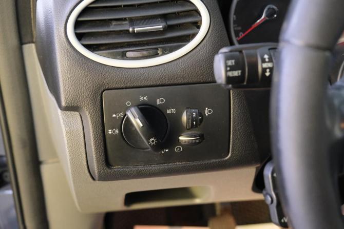 Ford Focus II Рестайлинг с пробегом 2011 года, цена 589 000 рублей, 302000 км, седан, Автокод Объявления