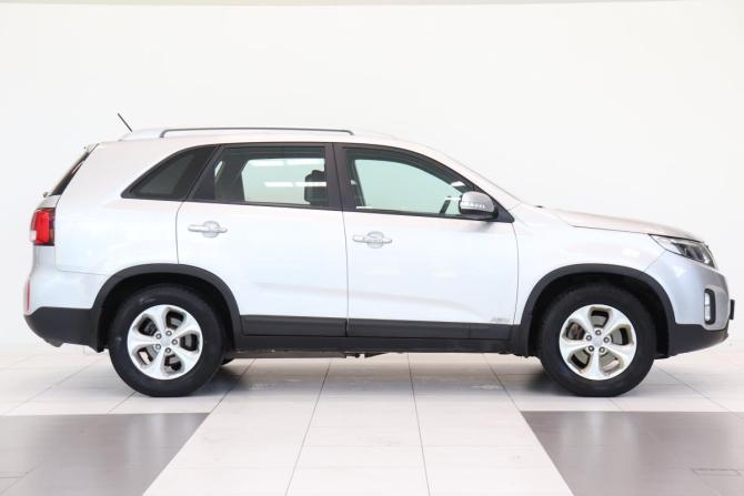 Kia Sorento II Рестайлинг с пробегом 2018 года, цена 2 016 000 рублей, 163686 км, внедорожник, Автокод Объявления