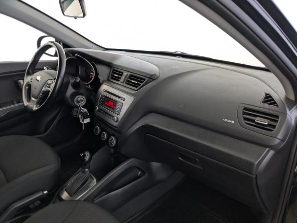 Kia Rio III Рестайлинг с пробегом 2017 года, цена 1 200 000 рублей, 151386 км, седан, Автокод Объявления