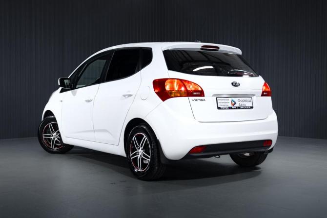 Kia Venga I с пробегом 2013 года, цена 799 000 рублей, 205232 км, минивэн, Автокод Объявления