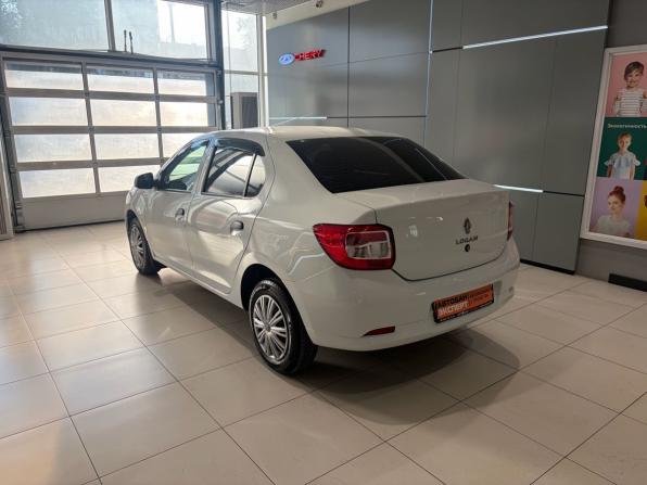 Renault Logan II Рестайлинг с пробегом 2019 года, цена 829 000 рублей, 59000 км, седан, Автокод Объявления