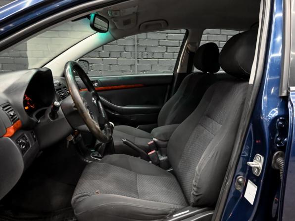 Toyota Avensis II с пробегом 2004 года, цена 620 000 рублей, 351774 км, седан, Автокод Объявления