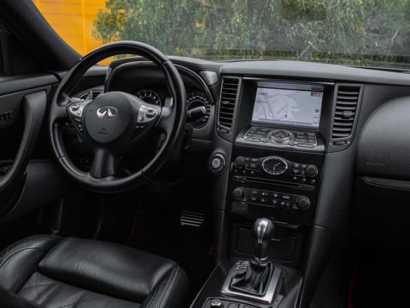 Infiniti QX70 с пробегом 2017 года, цена 1 898 000 рублей, 238685 км, внедорожник, Автокод Объявления