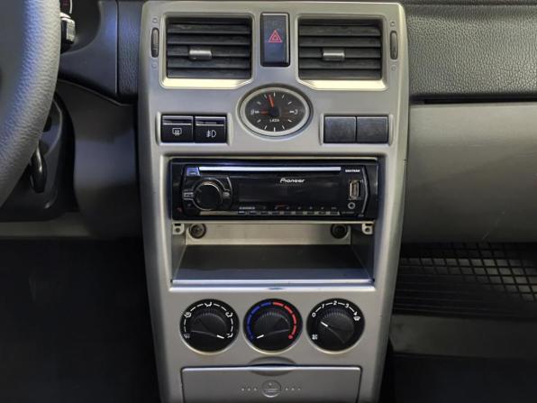 Lada (ВАЗ) Priora I с пробегом 2009 года, цена 149 000 рублей, 258389 км, хэтчбек, Автокод Объявления