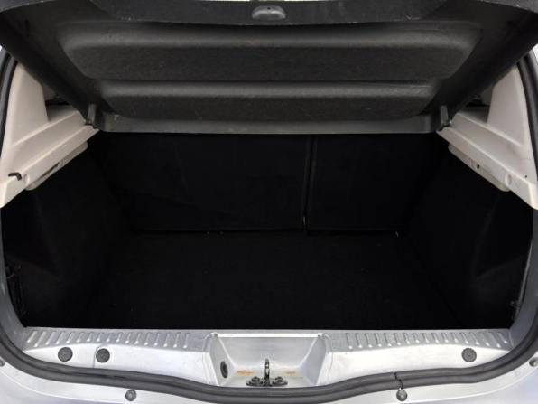 Renault Sandero II с пробегом 2014 года, цена 699 900 рублей, 120195 км, хэтчбек, Автокод Объявления