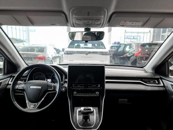 Haval M6 II с пробегом 2023 года, цена 1 680 000 рублей, 67000 км, внедорожник, Автокод Объявления