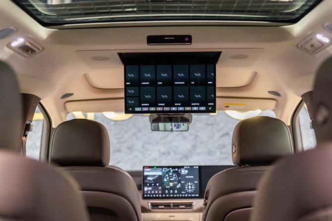 Новый Li Auto (Lixiang) Mega 2025 года, цена 9 390 000 рублей, минивэн, Автокод Объявления