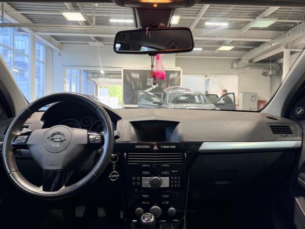 Opel Astra H Рестайлинг с пробегом 2014 года, цена 619 000 рублей, 291524 км, хэтчбек, Автокод Объявления