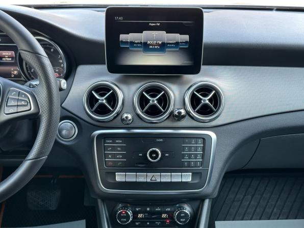 Mercedes-Benz GLA I (X156) Рестайлинг с пробегом 2019 года, цена 2 370 000 рублей, 127564 км, внедорожник, Автокод Объявления