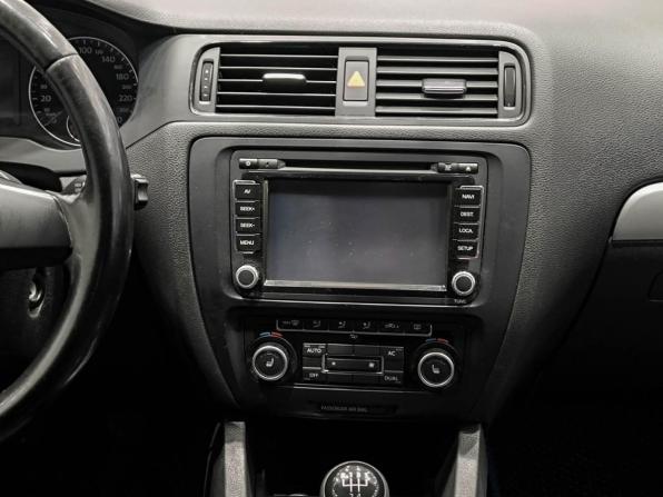 Volkswagen Jetta VI с пробегом 2012 года, цена 830 000 рублей, 211404 км, седан, Автокод Объявления