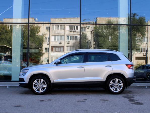 Skoda Karoq I с пробегом 2020 года, цена 2 240 000 рублей, 227282 км, внедорожник, Автокод Объявления