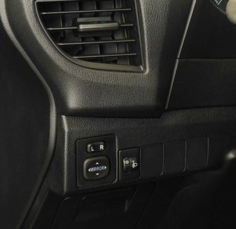 Toyota Corolla XI (E160 E170 E180) с пробегом 2014 года, цена 1 083 000 рублей, 215750 км, седан, Автокод Объявления