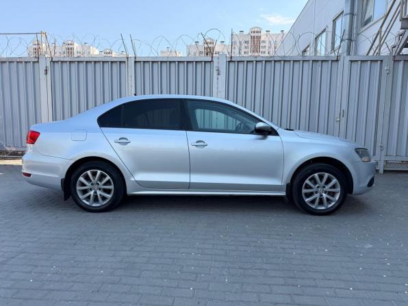 Volkswagen Jetta VI с пробегом 2011 года, цена 849 000 рублей, 225300 км, седан, Автокод Объявления