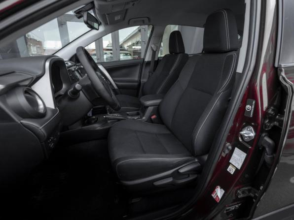 Toyota RAV4 IV (XA40) Рестайлинг с пробегом 2016 года, цена 2 290 000 рублей, 118719 км, внедорожник, Автокод Объявления