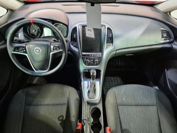 Opel Astra J Рестайлинг с пробегом 2012 года, цена 894 000 рублей, 132487 км, хэтчбек, Автокод Объявления