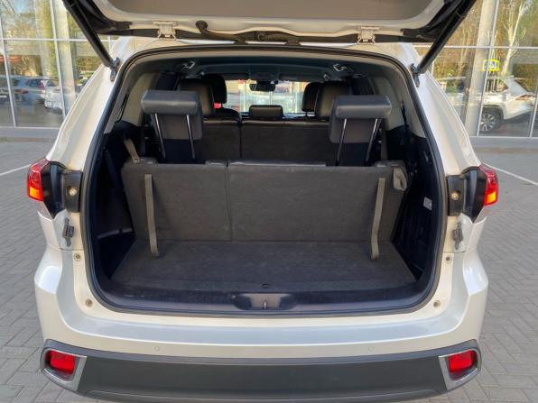 Toyota Highlander III (XU50) Рестайлинг с пробегом 2019 года, цена 3 550 000 рублей, 224131 км, внедорожник, Автокод Объявления