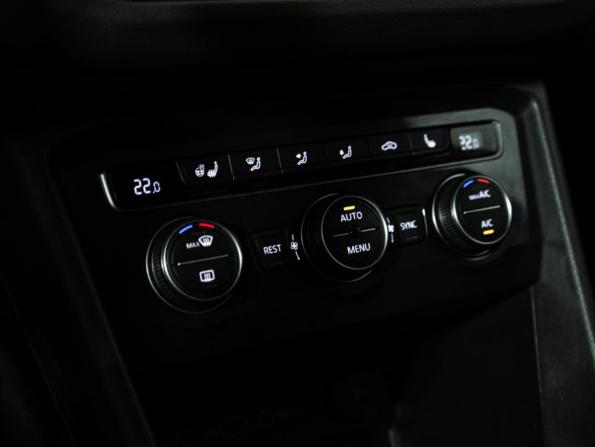 Volkswagen Tiguan II с пробегом 2019 года, цена 2 049 700 рублей, 120000 км, внедорожник, Автокод Объявления