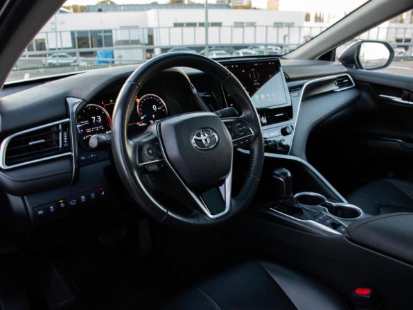 Toyota Camry VIII (XV70) Рестайлинг с пробегом 2022 года, цена 3 148 000 рублей, 43108 км, седан, Автокод Объявления