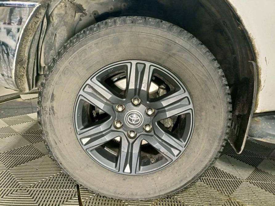 Toyota Hilux VIII Рестайлинг 2 Архангельск  - изображение 17