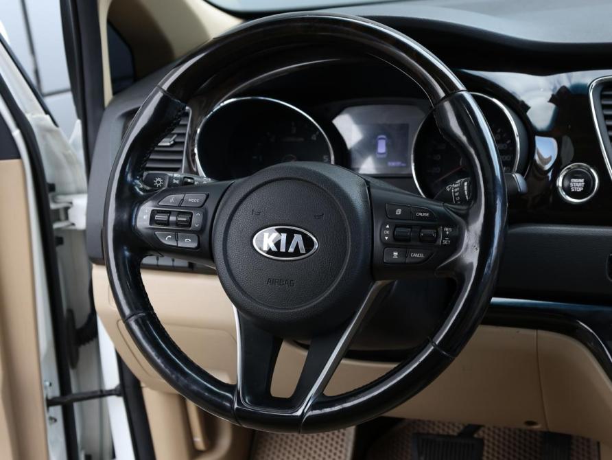 Kia Carnival III Москва  - изображение 19