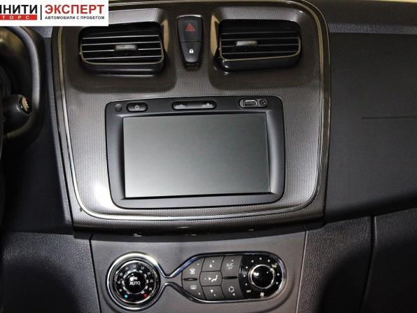 Renault Sandero II Рестайлинг с пробегом 2018 года, цена 1 437 000 рублей, 66312 км, хэтчбек, Автокод Объявления