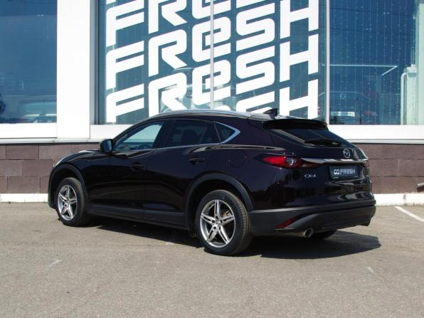 Mazda CX-4 I Рестайлинг с пробегом 2022 года, цена 2 597 000 рублей, 66000 км, внедорожник, Автокод Объявления