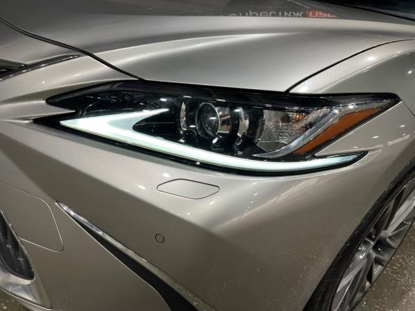 Lexus ES VII с пробегом 2018 года, цена 2 940 000 рублей, 152000 км, седан, Автокод Объявления