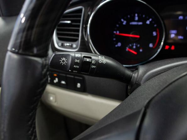 Kia Carnival III с пробегом 2020 года, цена 3 300 000 рублей, 109030 км, минивэн, Автокод Объявления