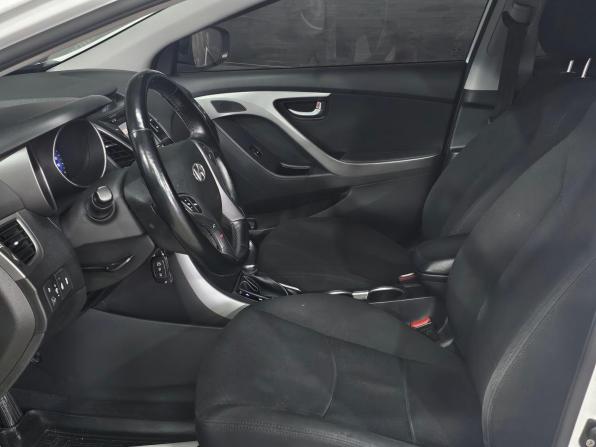 Hyundai Elantra V (MD) Рестайлинг с пробегом 2014 года, цена 1 350 000 рублей, 119700 км, седан, Автокод Объявления