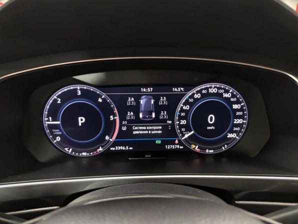 Volkswagen Tiguan II с пробегом 2017 года, цена 2 640 000 рублей, 127557 км, внедорожник, Автокод Объявления