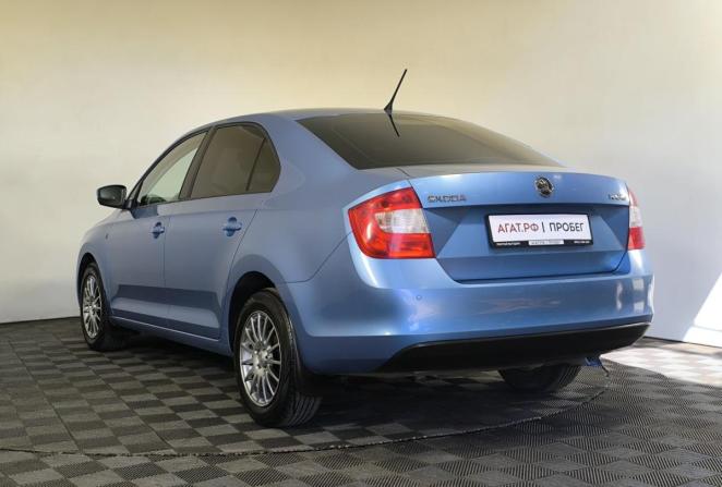Skoda Rapid I с пробегом 2014 года, цена 890 000 рублей, 190785 км, лифтбек, Автокод Объявления
