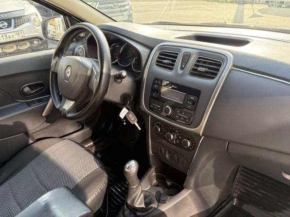 Renault Logan II с пробегом 2017 года, цена 680 000 рублей, 192163 км, седан, Автокод Объявления