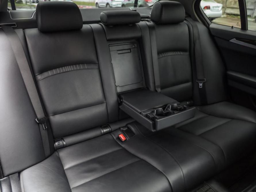 BMW 5 серии VI (F10/F11/F07) Рестайлинг Санкт-Петербург  - изображение 32