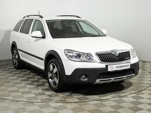 Skoda Octavia II (A5) Рестайлинг с пробегом 2012 года, цена 899 585 рублей, 309831 км, универсал, Автокод Объявления