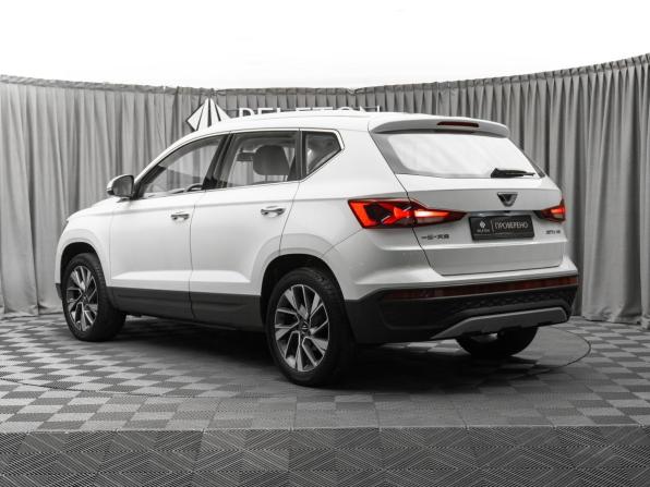 Jetta VS5 I Рестайлинг с пробегом 2022 года, цена 2 380 000 рублей, 10572 км, внедорожник, Автокод Объявления
