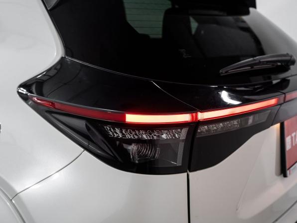 Toyota Yaris Cross I с пробегом 2022 года, цена 2 080 000 рублей, 32198 км, внедорожник, Автокод Объявления