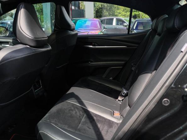 Toyota Camry IX (XV80) China Market с пробегом 2024 года, цена 3 690 000 рублей, 15928 км, седан, Автокод Объявления