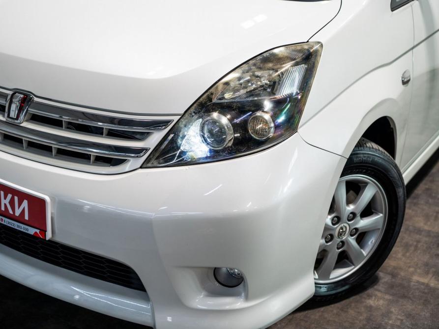 Toyota ISis I Рестайлинг Чита  - изображение 19