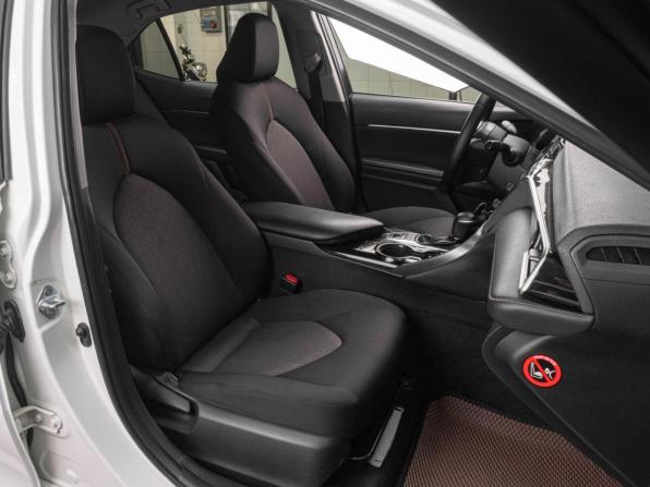 Toyota Camry VIII (XV70) с пробегом 2019 года, цена 2 159 000 рублей, 120142 км, седан, Автокод Объявления