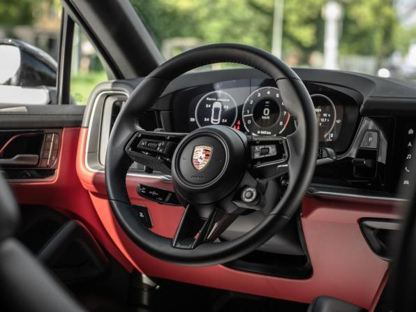 Новый Porsche Cayenne III Рестайлинг 2025 года, цена 21 883 800 рублей, внедорожник, Автокод Объявления