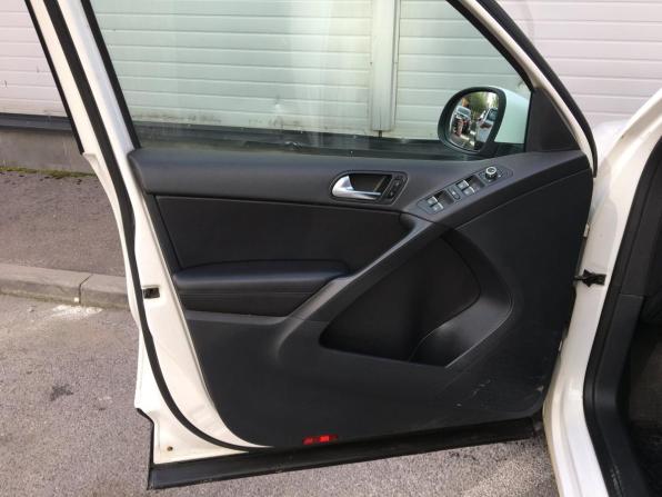 Volkswagen Tiguan I с пробегом 2011 года, цена 689 000 рублей, 291552 км, внедорожник, Автокод Объявления