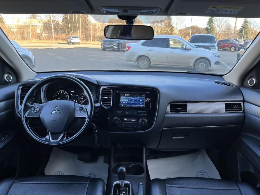 Mitsubishi Outlander III Рестайлинг 2 Великие Луки  - изображение 14
