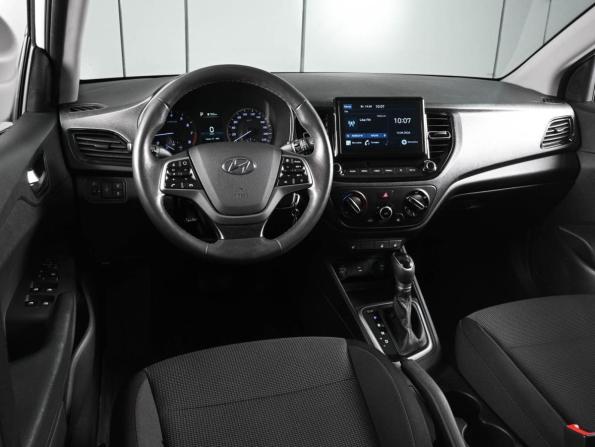 Hyundai Solaris II Рестайлинг с пробегом 2020 года, цена 1 469 000 рублей, 112484 км, седан, Автокод Объявления