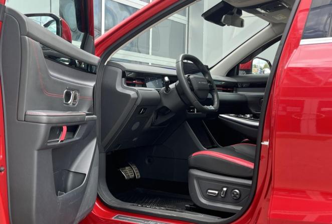 JETOUR DASHING I с пробегом 2024 года, цена 2 750 000 рублей, 6486 км, внедорожник, Автокод Объявления