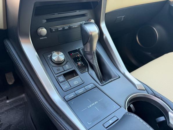 Lexus NX I Рестайлинг с пробегом 2019 года, цена 3 149 900 рублей, 116068 км, внедорожник, Автокод Объявления